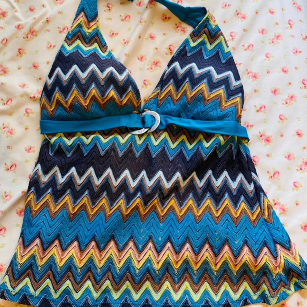 halter top